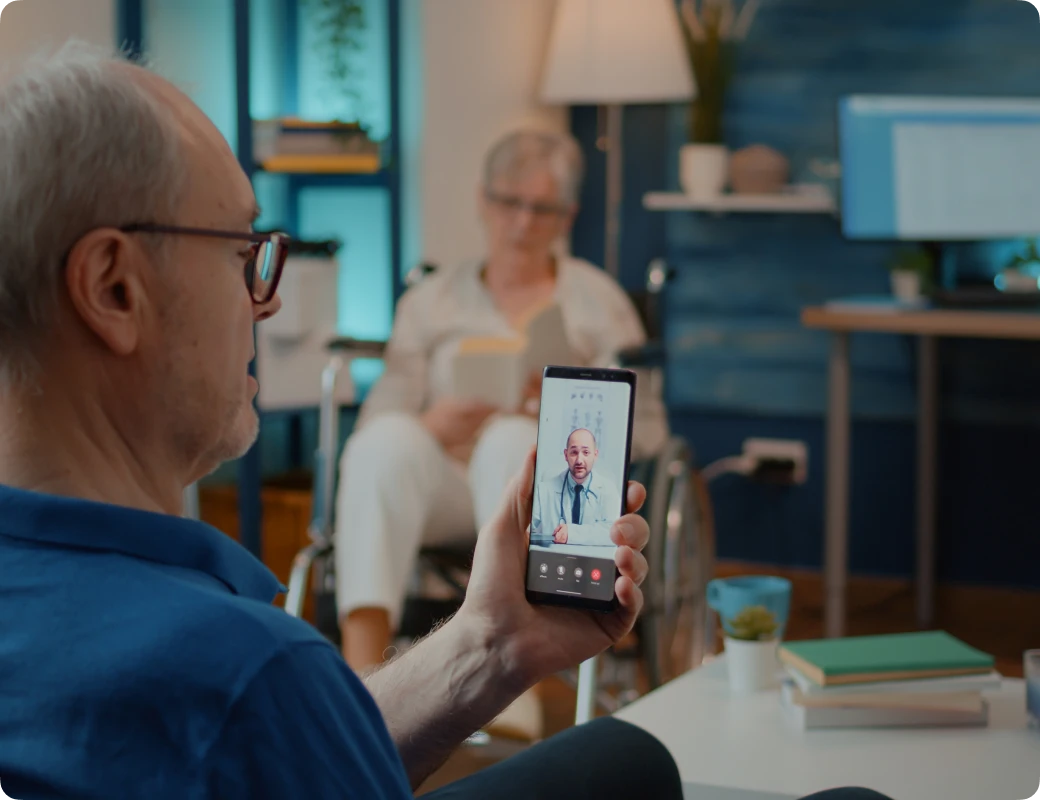 24 7 Bilingual Help Desk image